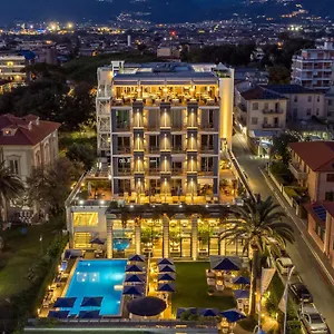 4* Otel Excelsior